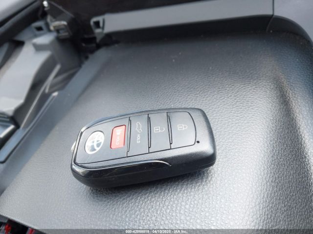 JTDACAAU6R3025161 Toyota Prius Limited