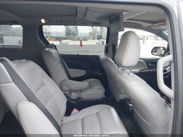 5TDYK3DC8FS662336 Toyota Sienna Limited Premium 7 Passenger