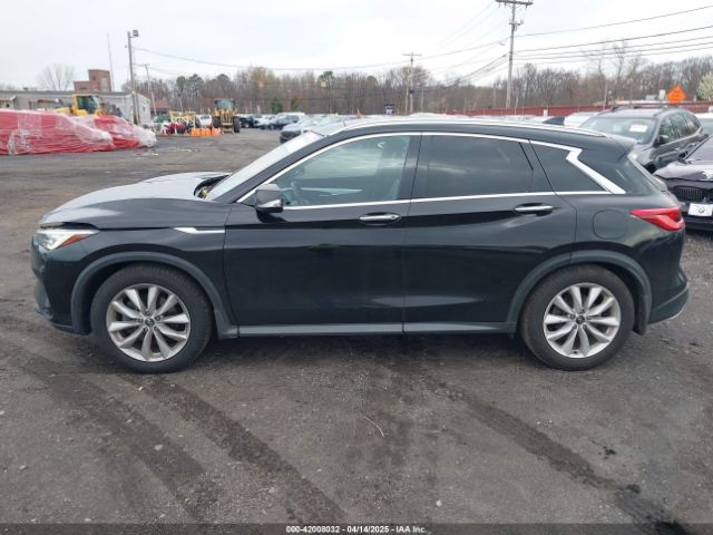 3PCAJ5M38KF116554 Infiniti Qx50 Essential
