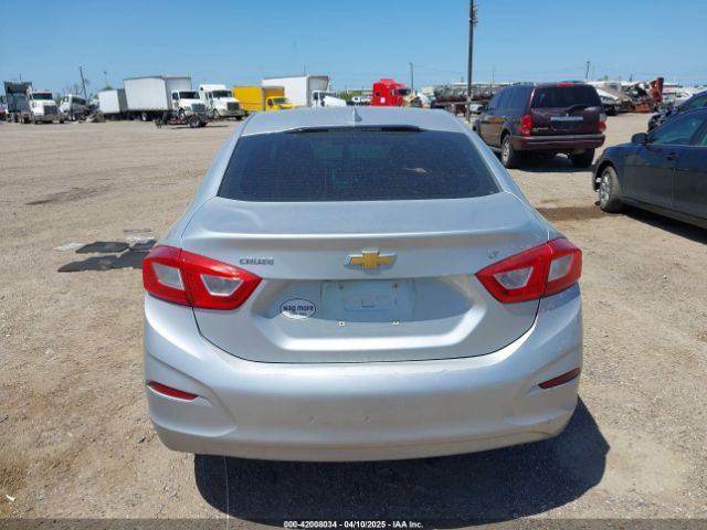 1G1BE5SM0H7102515 Chevrolet Cruze Lt Auto