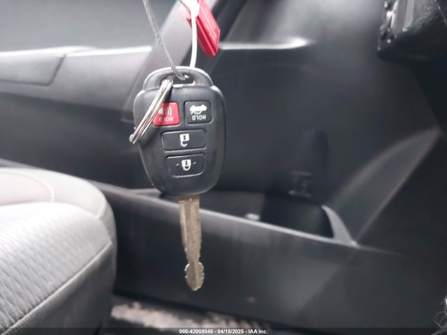 5YFBURHE0HP688620 Toyota COROLLA LE