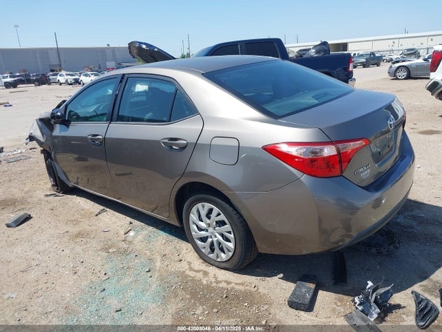5YFBURHE0HP688620 Toyota COROLLA LE