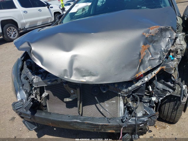 5YFBURHE0HP688620 Toyota COROLLA LE
