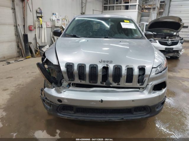 1C4PJMABXEW140225 Jeep Cherokee Sport