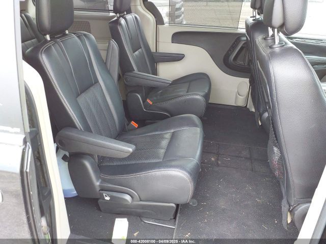 2C4RC1CG6ER176156 Chrysler Town & Country Touring-l