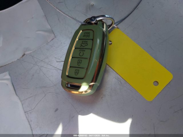 KMHLM4AG5NU365970 Hyundai ELANTRA SEL