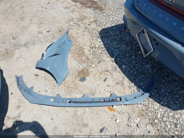 KMHLM4AG5NU365970 Hyundai ELANTRA SEL