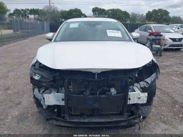 3MVDMAAL3MM228581 Mazda Cx-30 2.5 S