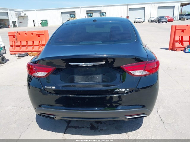 Chrysler 200 S 2015 1C3CCCBB0FN554918 Image 16