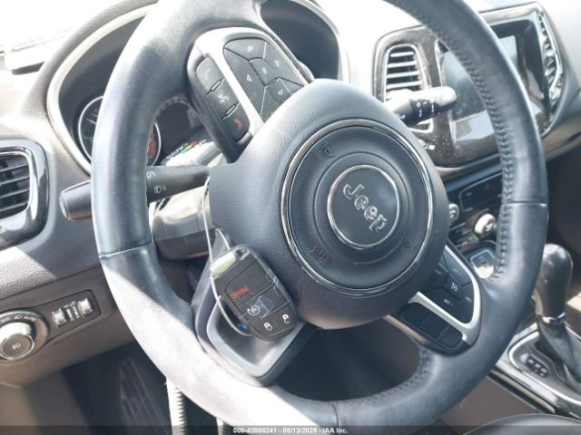 3C4NJDBB3JT304145 Jeep Compass Altitude 4x4