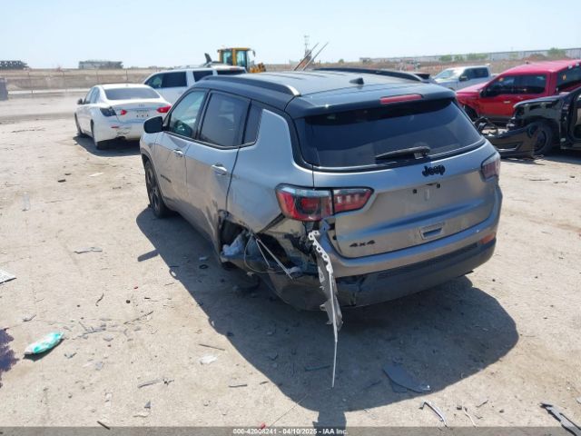 3C4NJDBB3JT304145 Jeep Compass Altitude 4x4