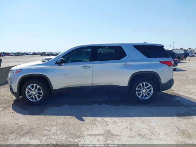 1GNERFKW2JJ133457 Chevrolet Traverse Ls