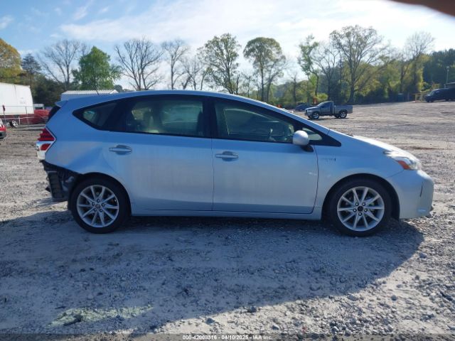 JTDZN3EU2GJ042440 Toyota Prius V Five