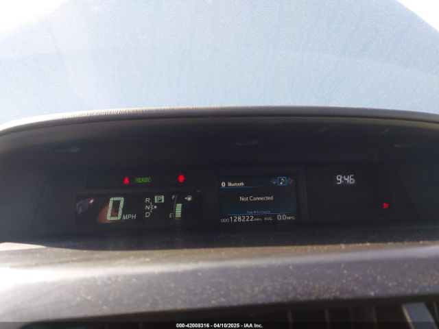 JTDZN3EU2GJ042440 Toyota Prius V Five