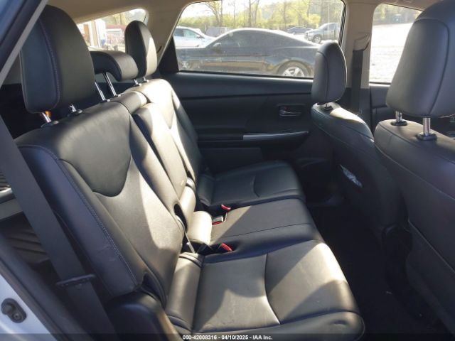 JTDZN3EU2GJ042440 Toyota Prius V Five