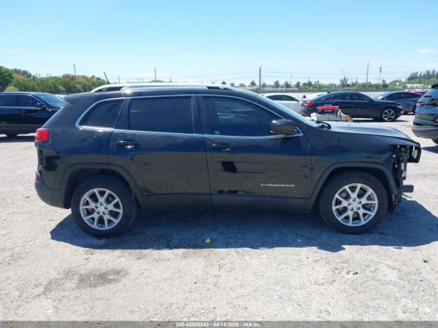 1C4PJLLBXJD510795 Jeep Cherokee Latitude Plus Fwd
