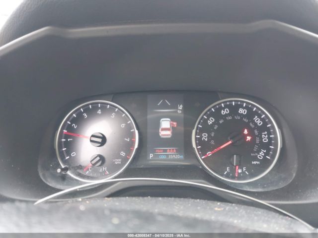 2T3F1RFV0NC260675 Toyota RAV4 LE