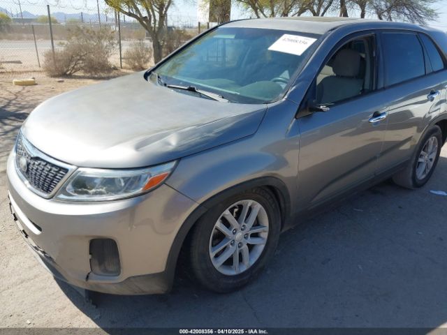 5XYKT3A6XEG480411 KIA SORENTO LX