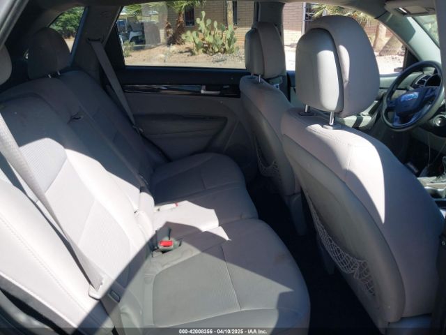5XYKT3A6XEG480411 KIA SORENTO LX