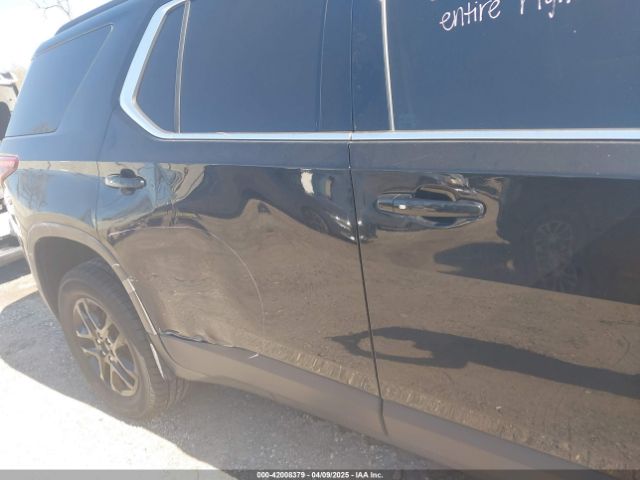 1GNERGKW8MJ246758 Chevrolet Traverse Fwd Lt Cloth