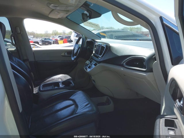 Chrysler Pacifica Touring L 2020 2C4RC1BG6LR125156 Image 5