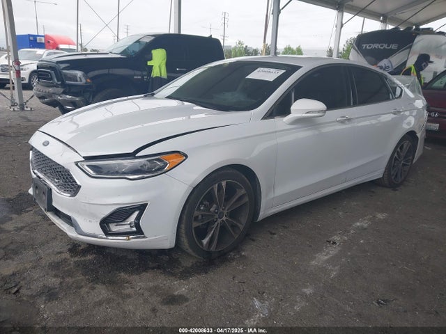 Ford Fusion Titanium 2019 3FA6P0K90KR236674 Image 2