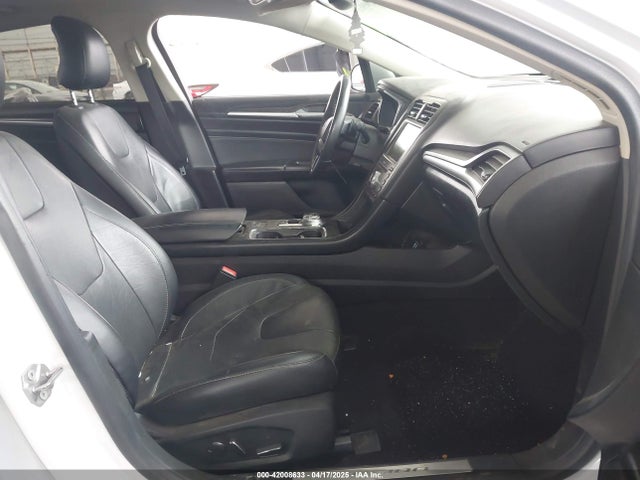 Ford Fusion Titanium 2019 3FA6P0K90KR236674 Image 5