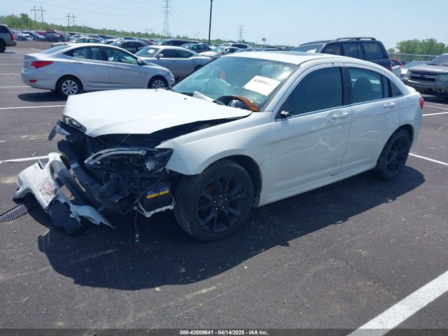 2014 CHRYSLER 200 1C3CCBCG9EN164645 Photo 1