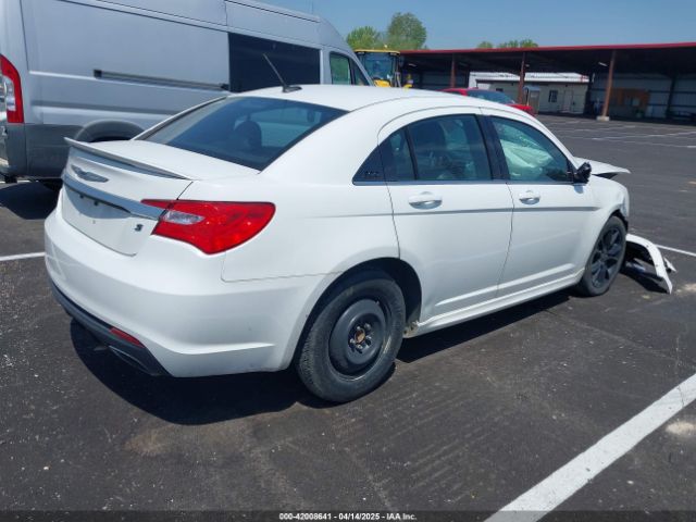 2014 CHRYSLER 200 1C3CCBCG9EN164645 Photo 3