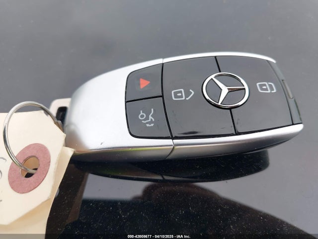 WDDUG8GB3LA517882 Mercedes-Benz S 560 4matic