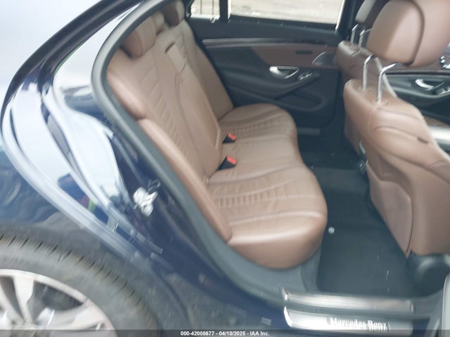 WDDUG8GB3LA517882 Mercedes-Benz S 560 4matic