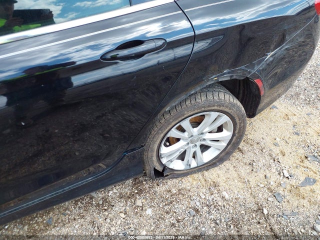 1C3CCCAB1GN128772 Chrysler 200 Limited