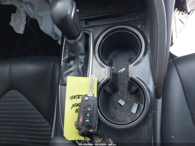 4T1B11HK6JU099401 Toyota CAMRY SE