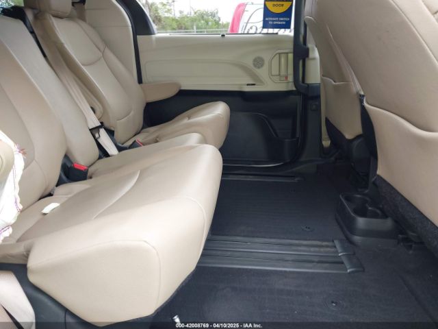 5TDYRKEC2RS193267 Toyota SIENNA XLE