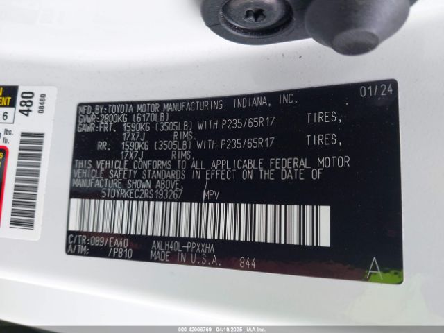 5TDYRKEC2RS193267 Toyota SIENNA XLE