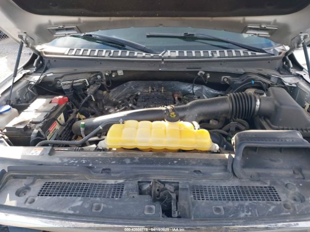 1FMJU1JTXJEA05956 Ford Expedition Xlt