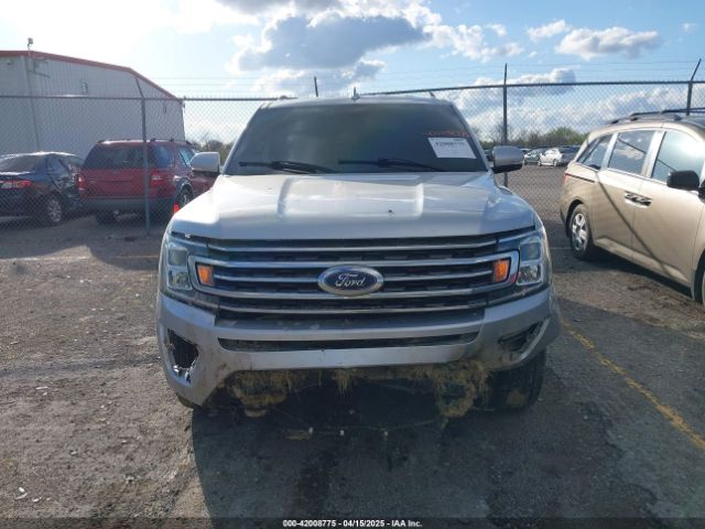 1FMJU1JTXJEA05956 Ford Expedition Xlt