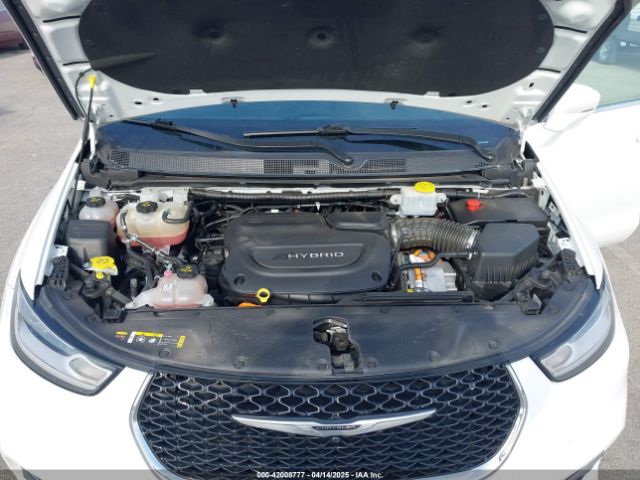 2C4RC1L71NR173861 Chrysler Pacifica Hybrid Touring L