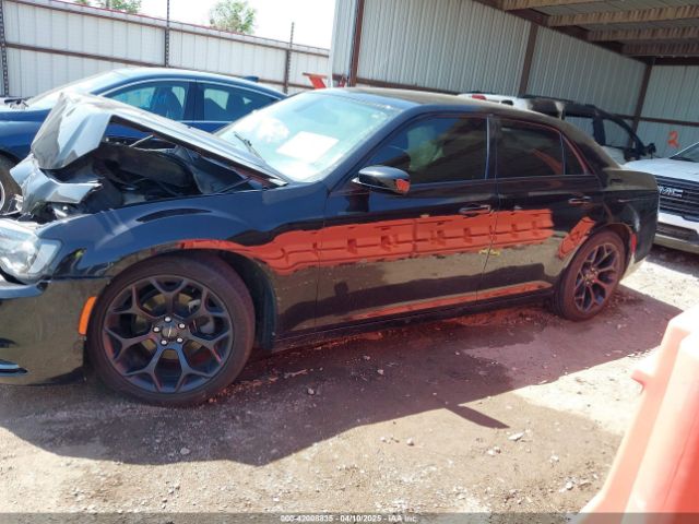 2C3CCAAG8KH614299 Chrysler 300 Touring