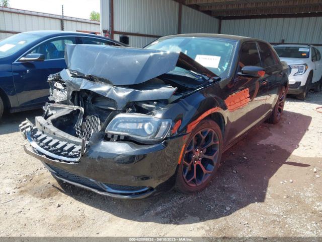 2C3CCAAG8KH614299 Chrysler 300 Touring