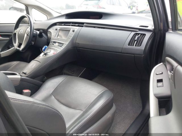 JTDKN3DU9F0467662 Toyota Prius Four