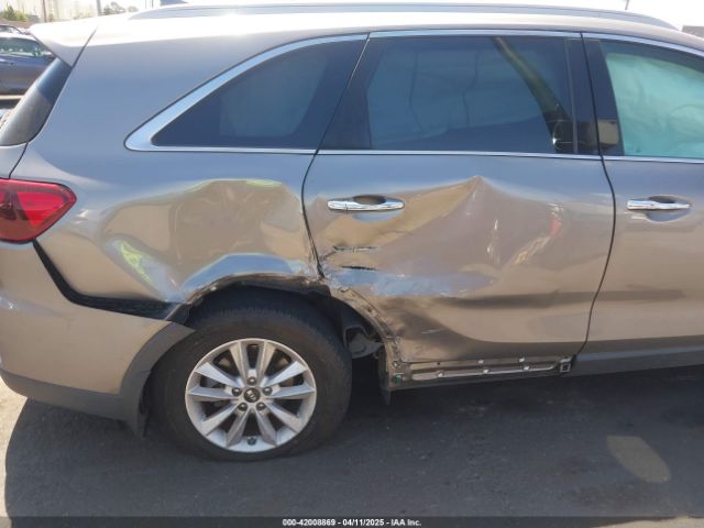 5XYPG4A59KG462713 KIA Sorento 3.3l Lx