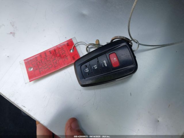 4T1B61HK2JU143895 Toyota CAMRY XSE
