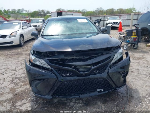 4T1B61HK2JU143895 Toyota CAMRY XSE