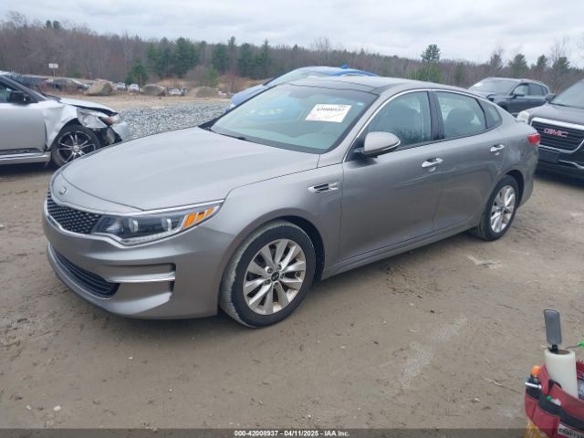 5XXGU4L38HG176935 KIA OPTIMA EX