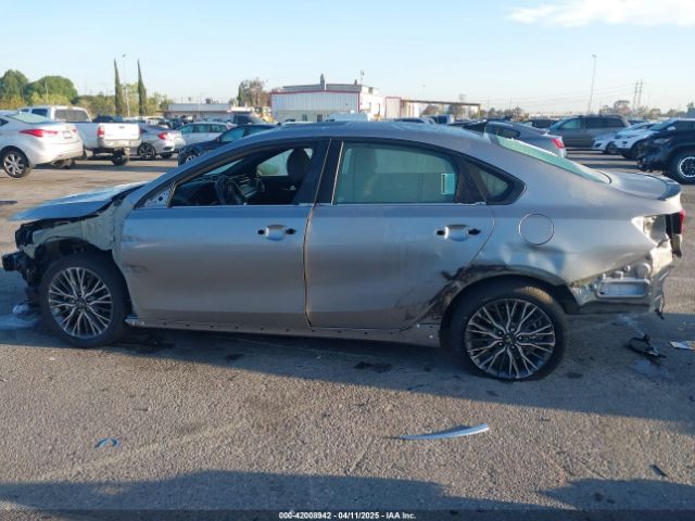 3KPF54AD5RE776522 KIA Forte Gt-line