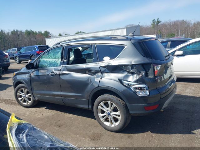 1FMCU9HD5JUD53529 Ford ESCAPE SEL
