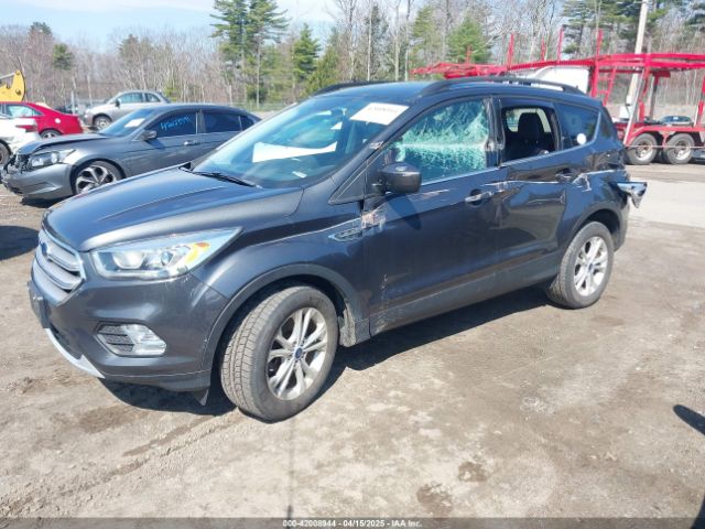 1FMCU9HD5JUD53529 Ford ESCAPE SEL