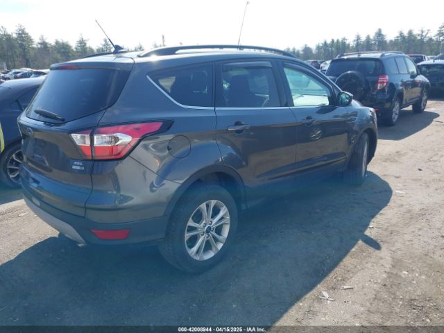 1FMCU9HD5JUD53529 Ford ESCAPE SEL