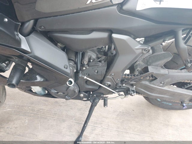Yamaha Yzf690 2022 JYARM38E5NA001803 Image 9
